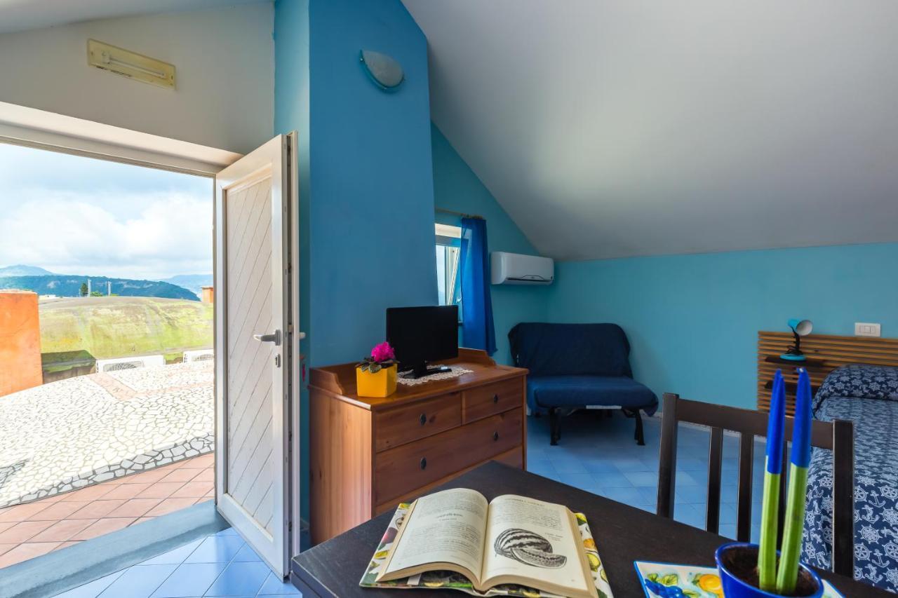 La Terrazza Sul Giardino Apartment Procida Exterior photo
