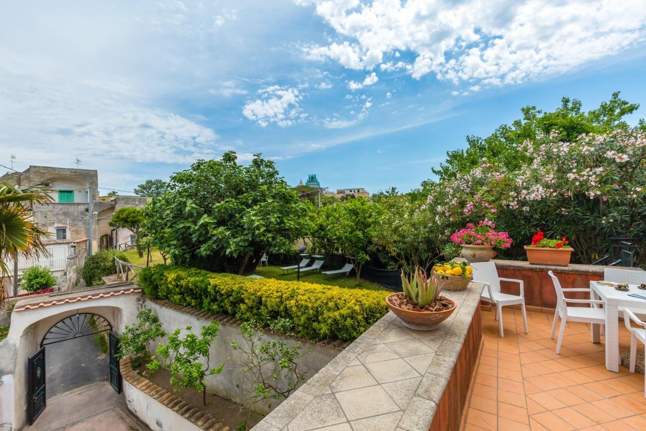 La Terrazza Sul Giardino Apartment Procida Exterior photo